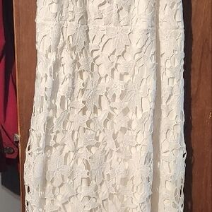 Elegant White Lace Dress